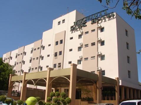 Muchiutt Park Hotel Presidente Prudente Bagian luar foto